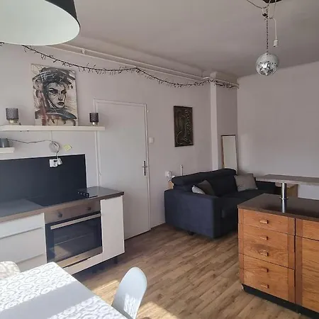Cosy 2 With Vibe, For Up To 4 Lublaň