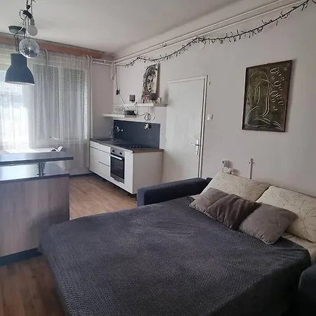 Cosy 2 With Vibe, For Up To 4 Апартаменти