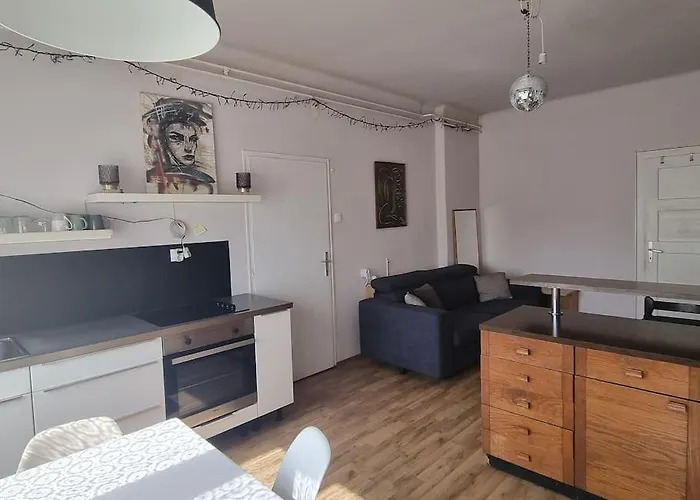 Cosy 2 With Vibe, For Up To 4 Lublaň